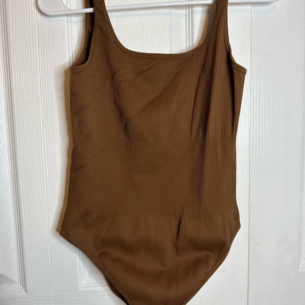 OQQ women’s bodysuit
